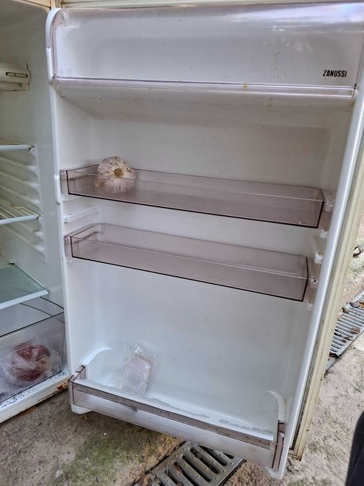 Frigider de vânzare