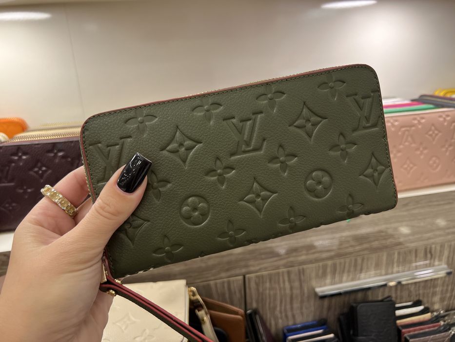 Portofel Louis Vuitton dama:Colecția noua/Poze reale