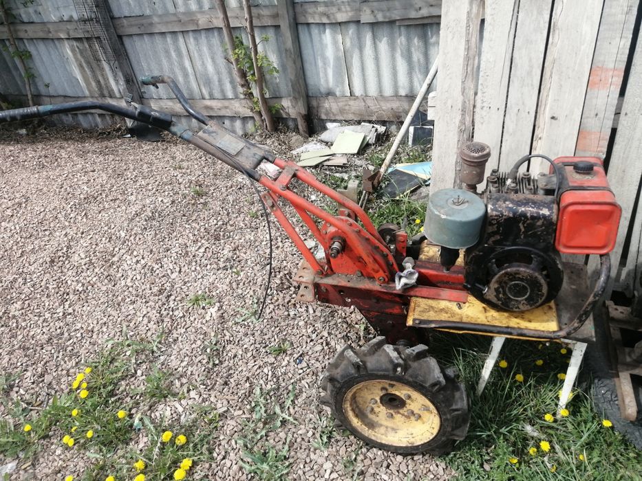 Моторблок      .