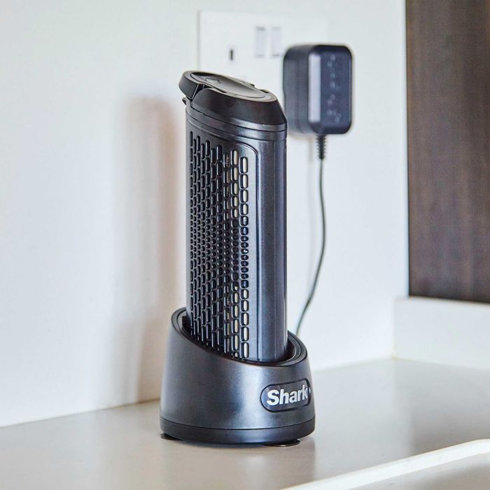 Акумулаторна прахосмукачка SHARK ICZ300EU 450W