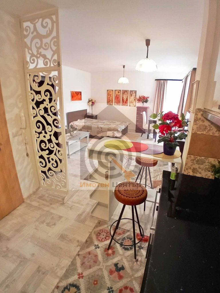 Продава се Едностаен апартамент в София, Витоша - 51 кв.м за 2255 €/кв.м - Снимка #3