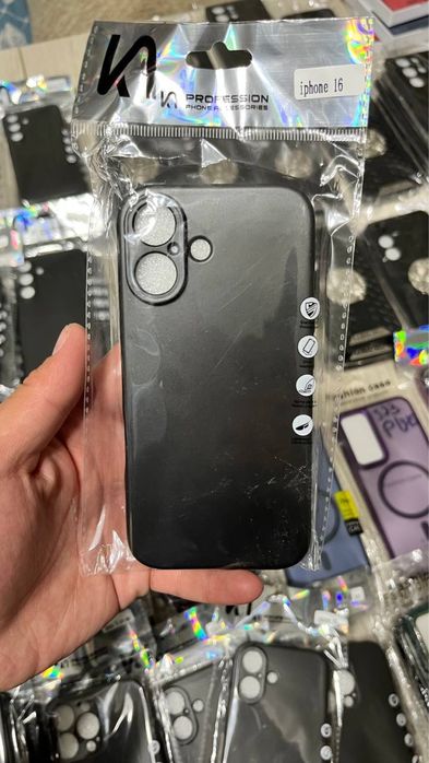 Чехлы и защитные стекла