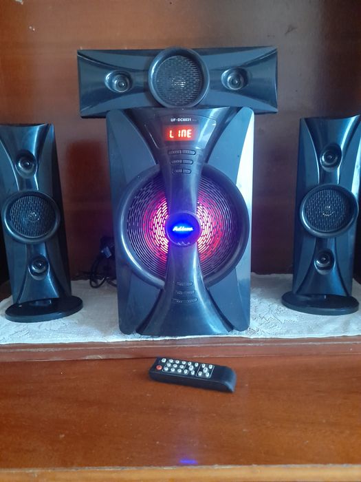 TV Samsung și sistem audio