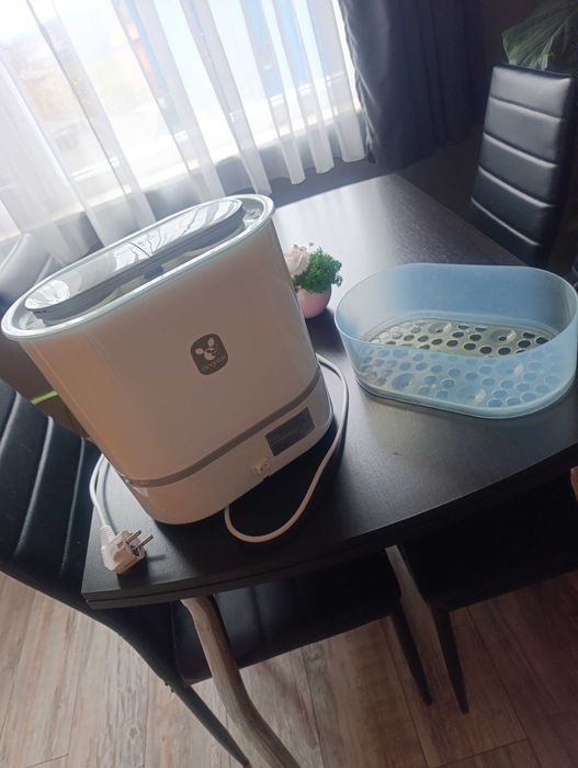 Електрически стерилизатор Cangaroo