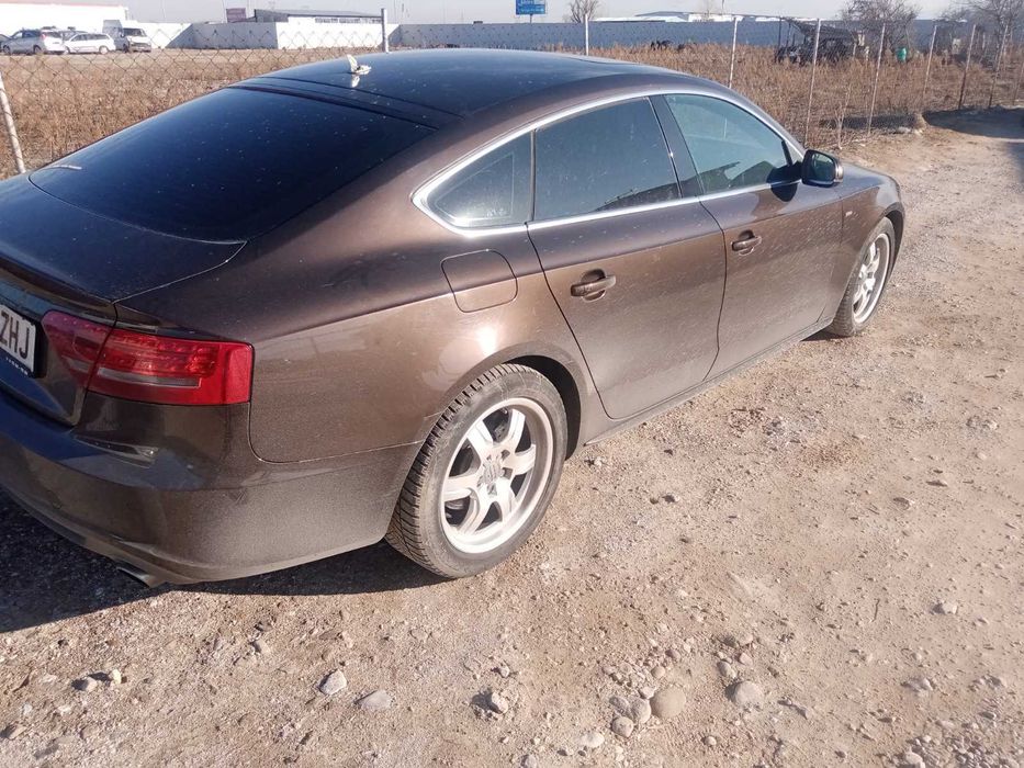 AUDi A5 2012г. спортбег 2.7TDI 190кс. мултитроник пълен S-line