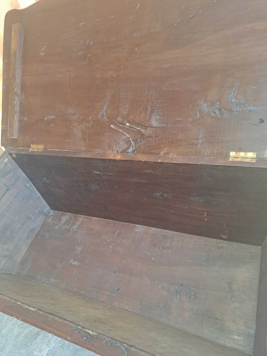 dulap vechi frantuzesc lemn nuc secol 18 - 19