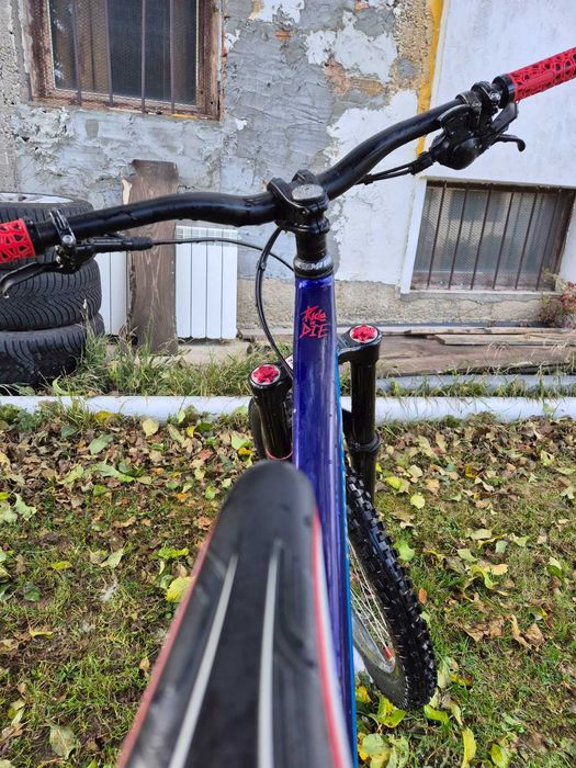 Ендуро колело Specialized