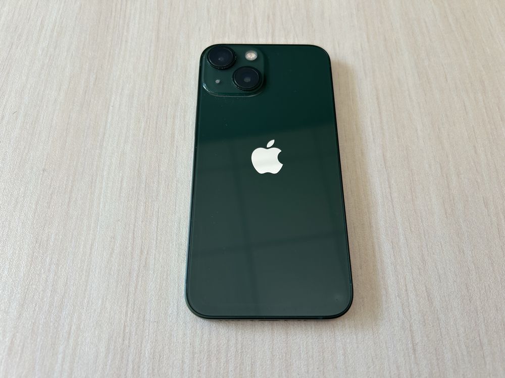 Продавам Apple iPhone 13 mini 128GB