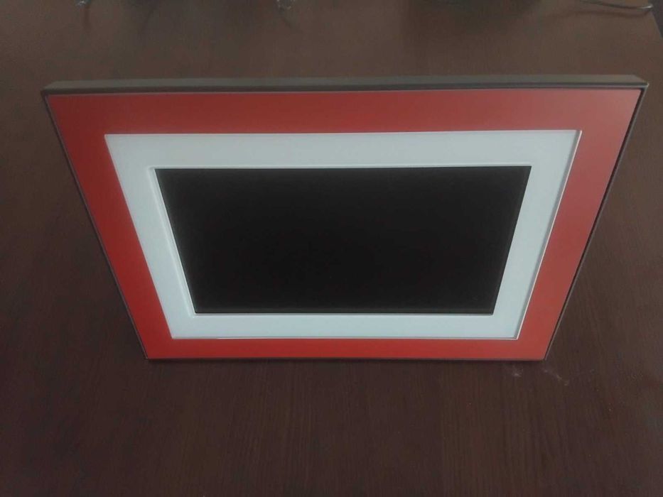 дигитална фото рамка Kodak EasyShare W820