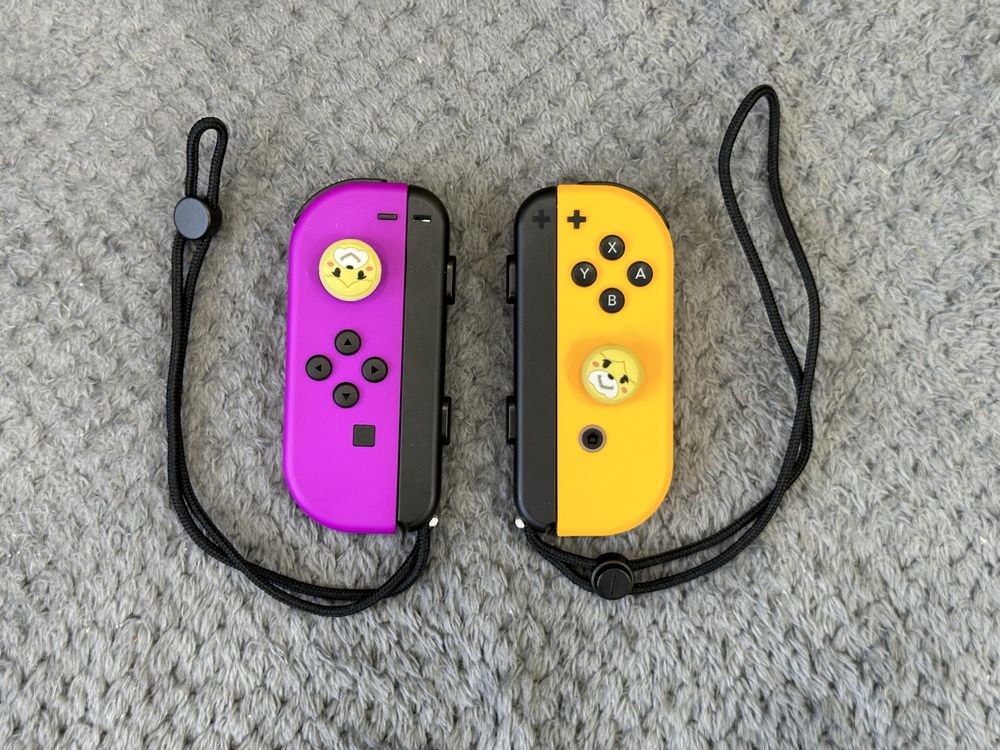 Nintendo switch оригинальные joy con + ремешки