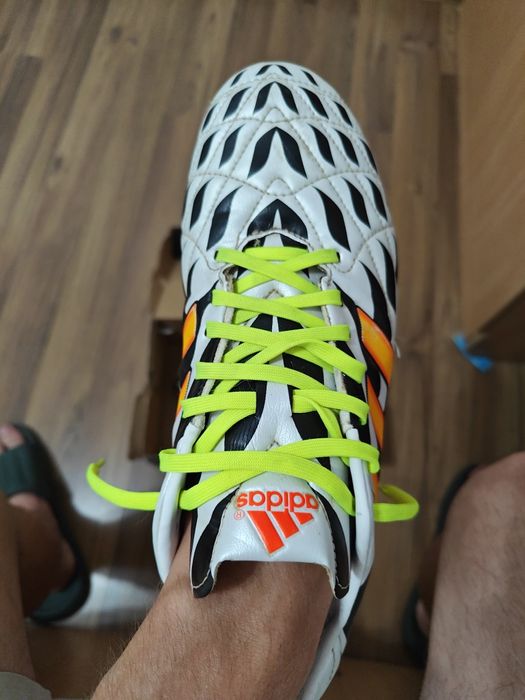 Adidas 11 pro elite ediție specială WC 2014 marimea 44