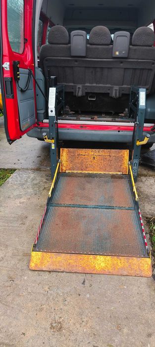 Lift / rampa auto  ( handicap)