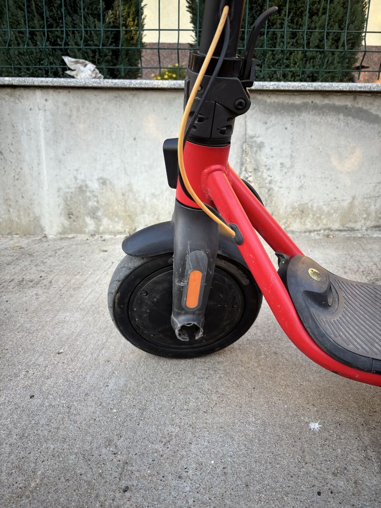 Електрическа тротинетка segway ninebot D28E
