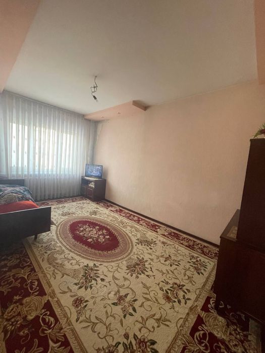 Uy sotiladi Shayxontohur ц-26 gulobod 4 xonali 3qavat