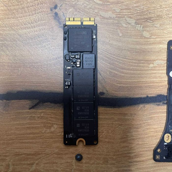 SSD Apple 256GB (PCIe original)