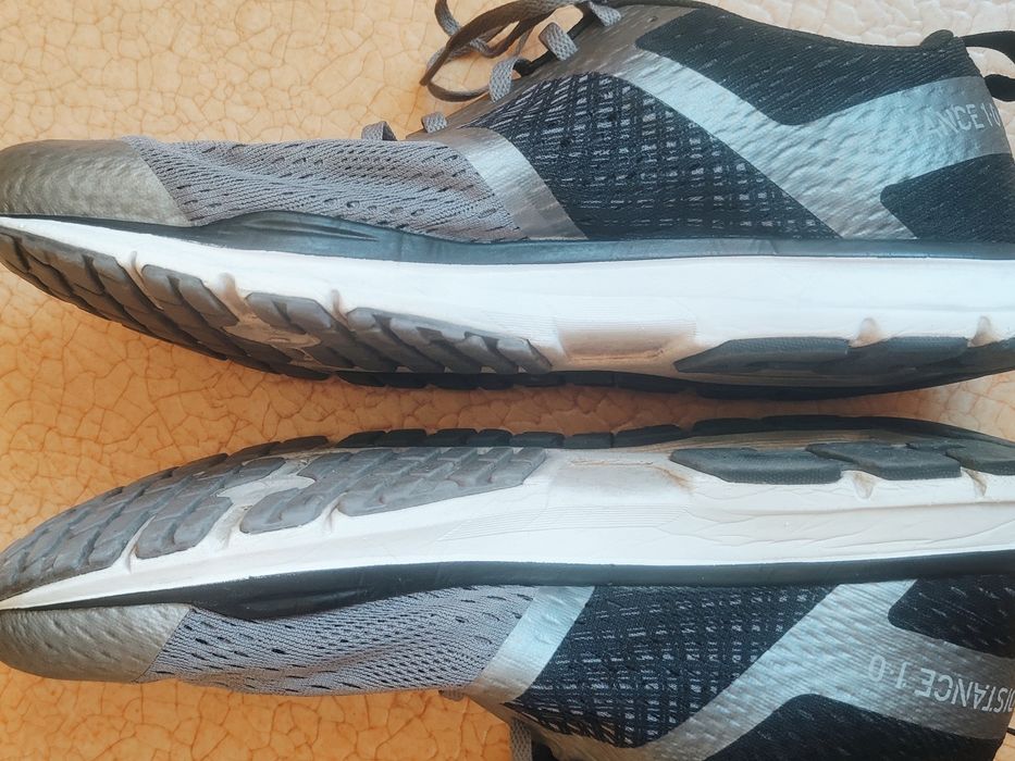 Оригинални маратонки REEBOK Distance за големи хора!