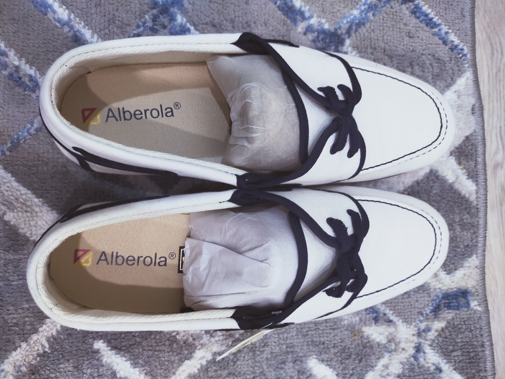 Продаю мужскую обувь топсайдеры Alberola абсолютно новые