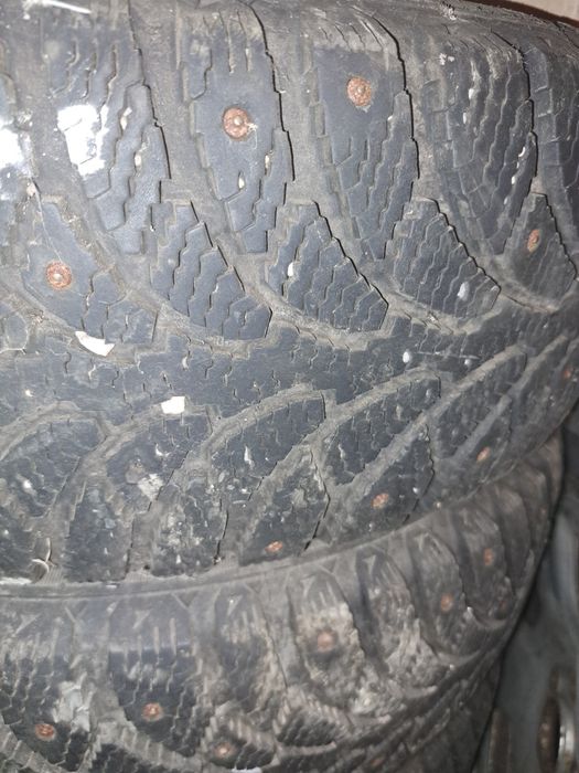 Зимняя шипованная резина