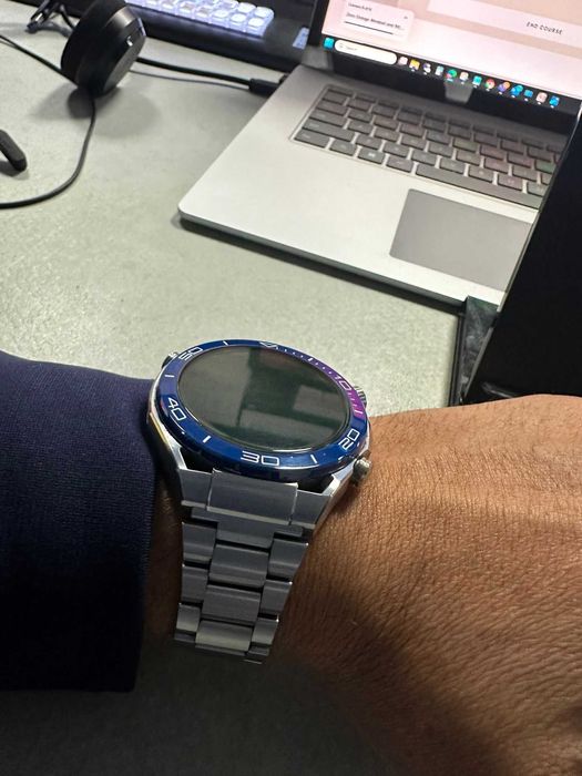 Huawei Watch Ultimate ca nou cu toate accesoriile