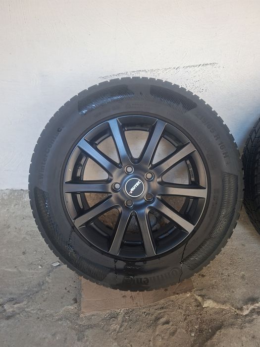 Jante aliaj cu anvelope de iarna 215 65 16 Kia, Duster, Hyundai