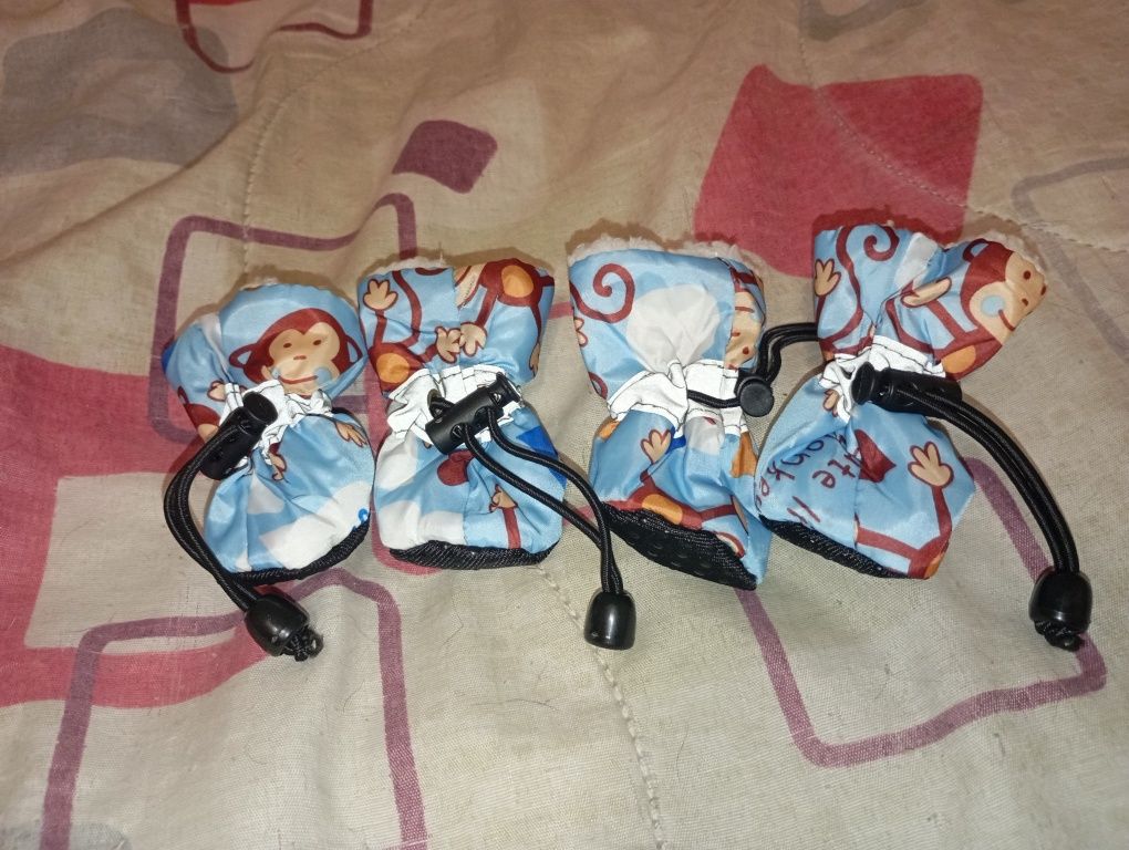 Продам ботиночки для собак