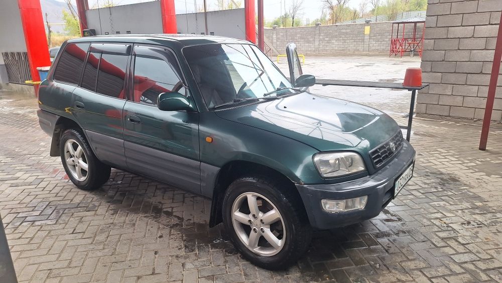 Продам Раф4 на родной краске срочно