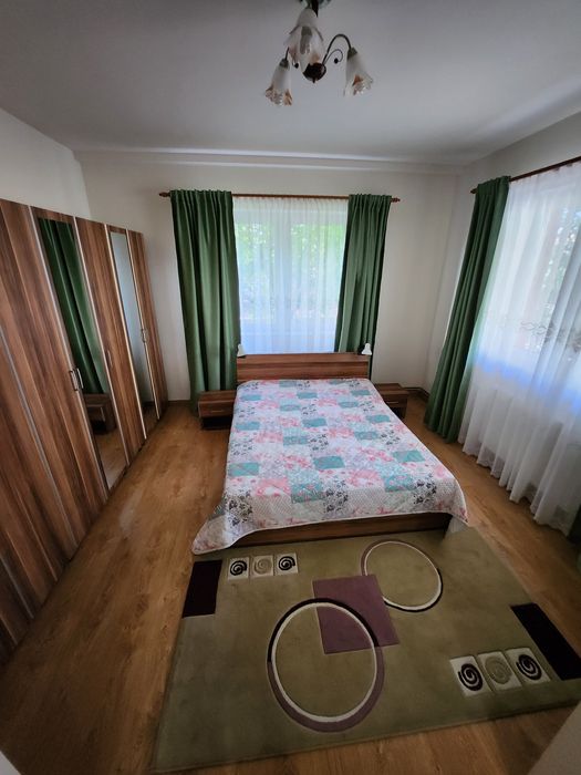 Închiriez casa in zona linistita