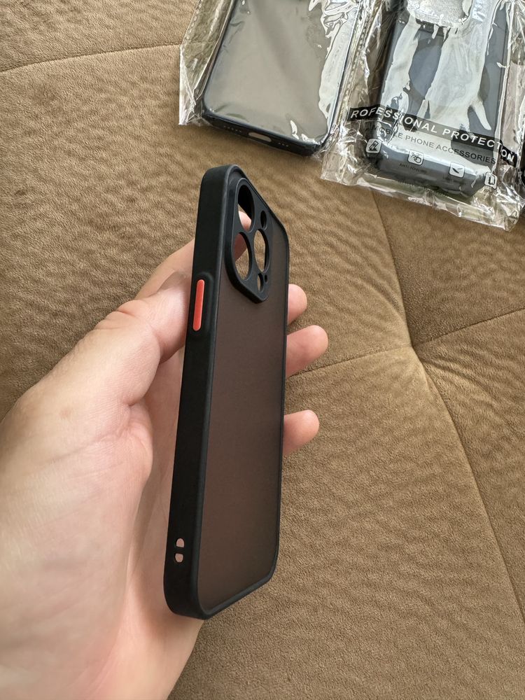 Кейсове за iphone 15 pro и iphone 13