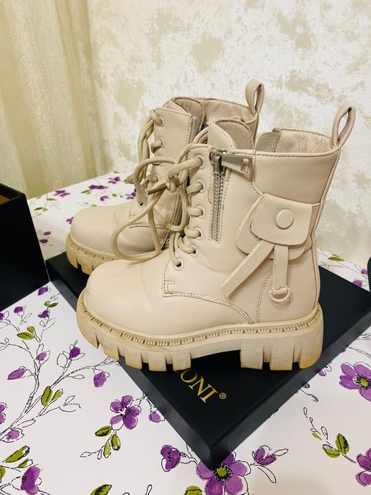 Продам детские вещи