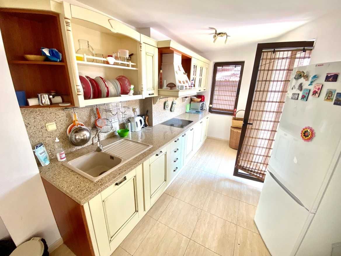Продава се Къща в Свети Влас - 250 кв.м за 1112 €/кв.м - Снимка #3