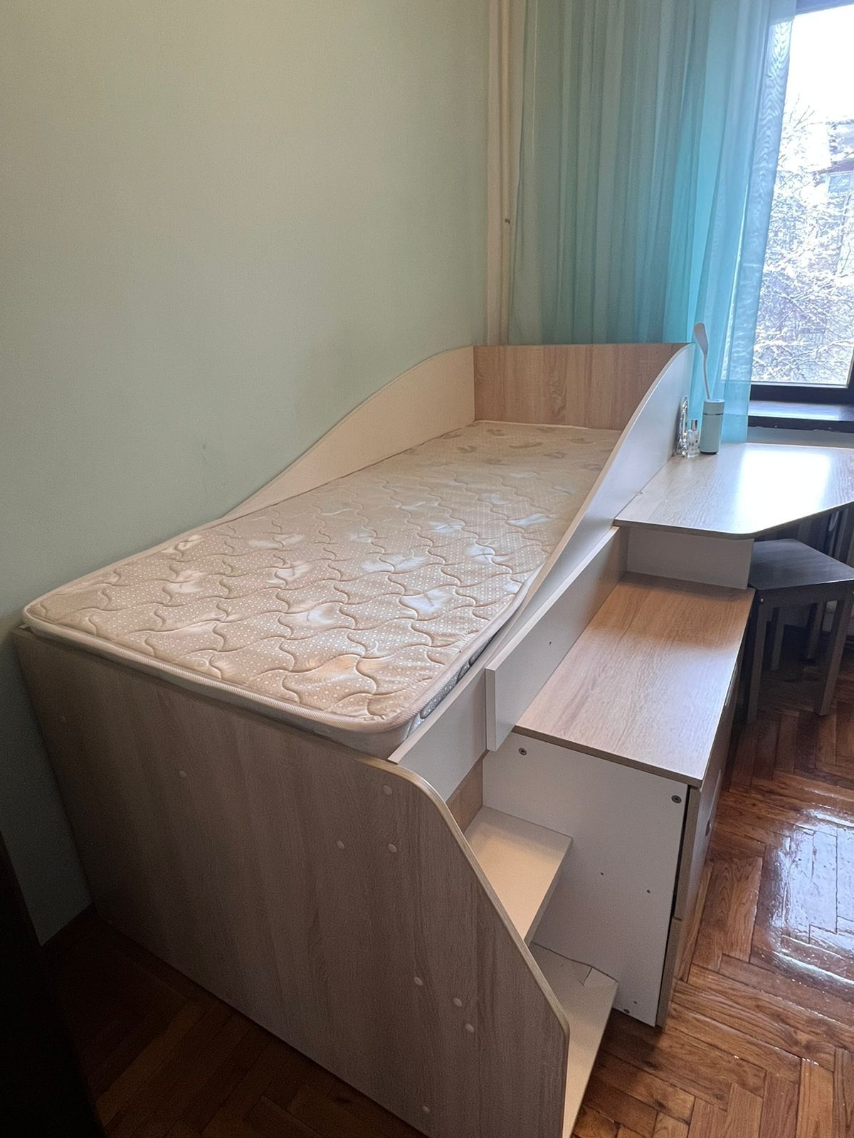 Кровать 3 в 1 (стол и шкаф)