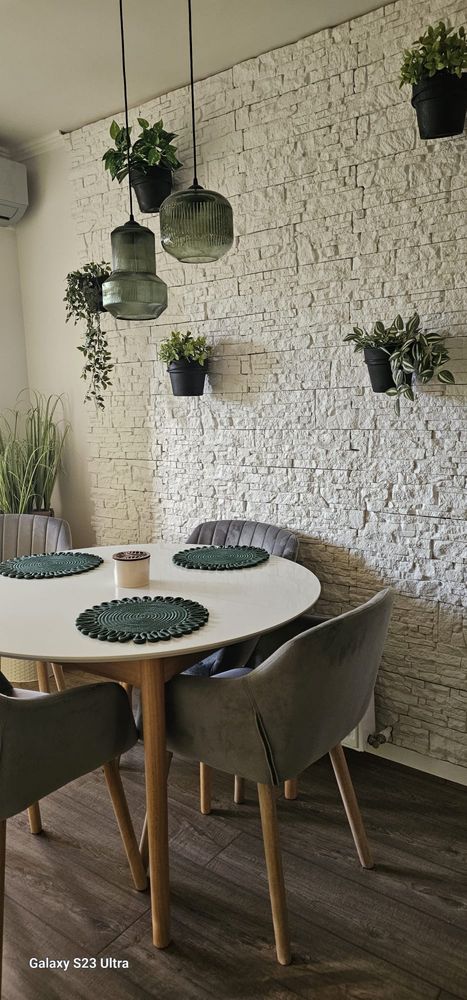 VAND apartament lux,renovat in 2024,mobilat si utilat