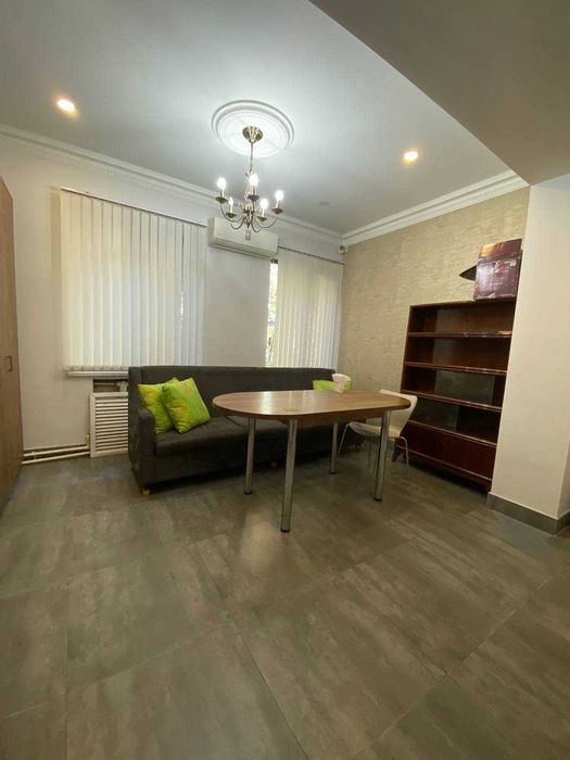 Аренда Офиса в Центре! Глинка! 1 линия! 264 м2 -7 кабинетов. 15$- 1м2