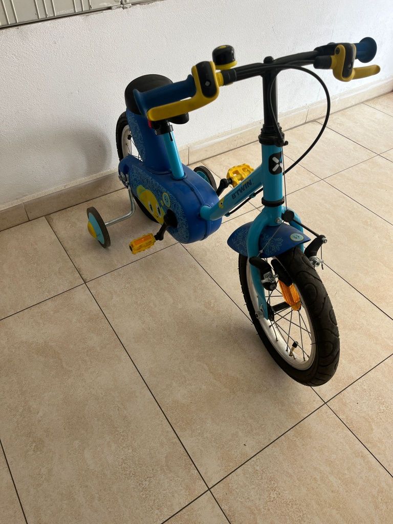 Bicicleta copii cu roti ajutatoare