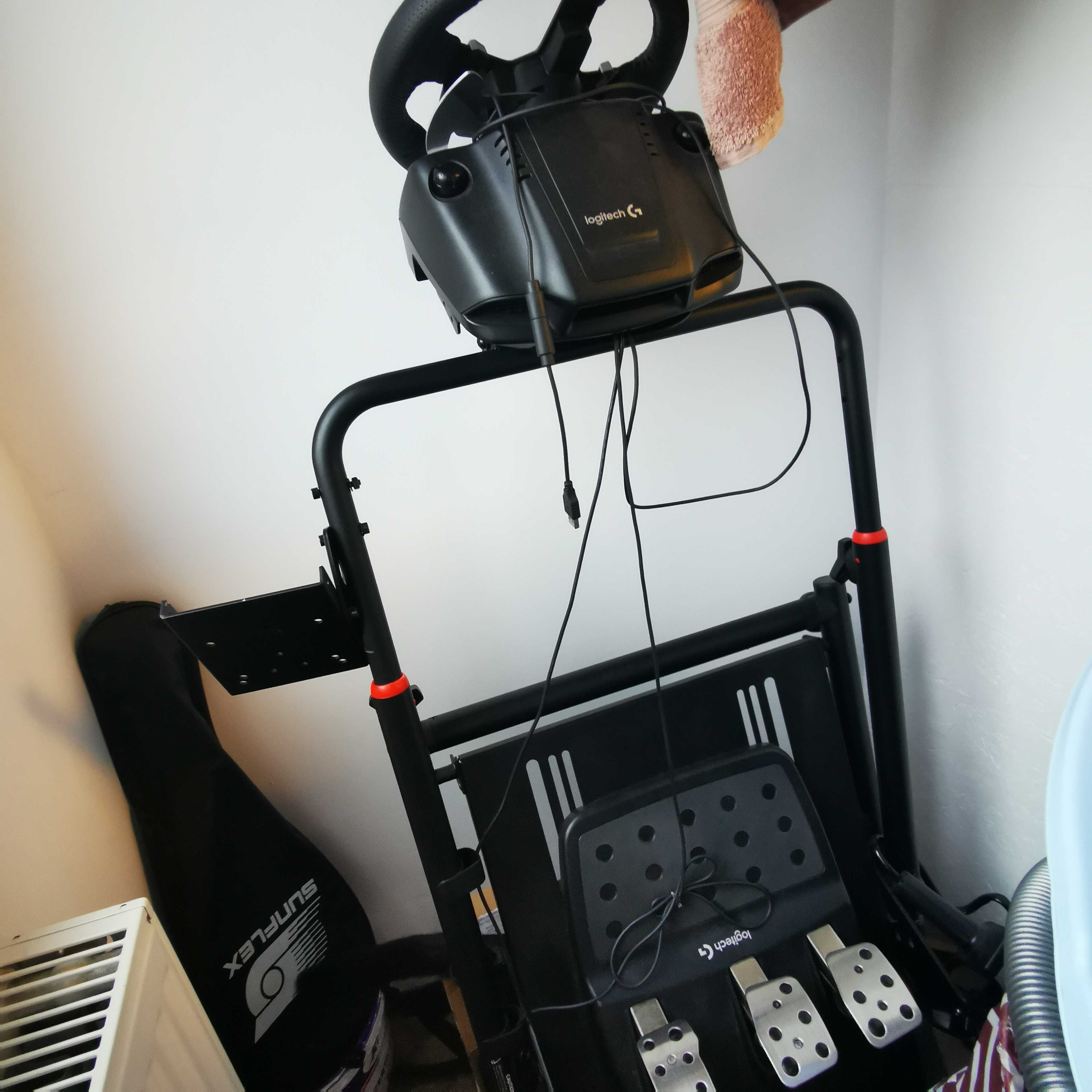Vand volan logitech G920 cu suport pliabil