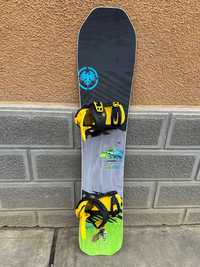 placa noua snowboard never summer insta gator L151