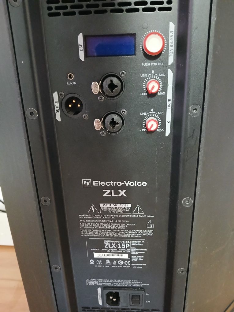 Vând boxă activă ev zlx 15p 2200 lei neg