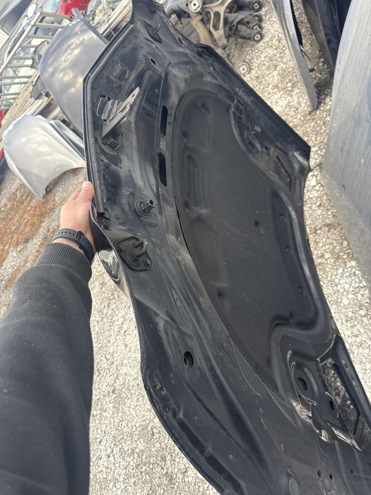 Преден капак за Mercedes W212