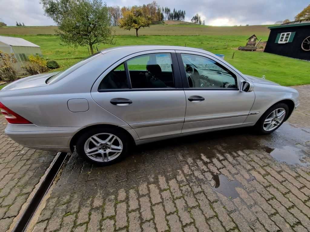 Mercedes-Benz  C class