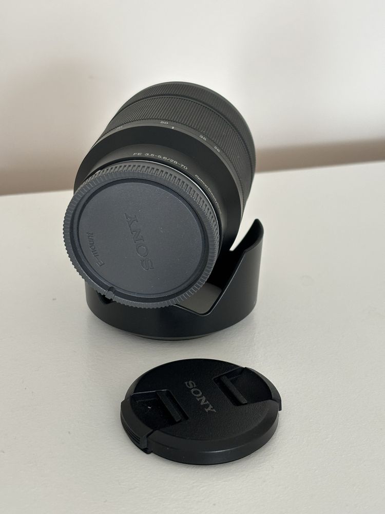 Продавам обектив Sony E-mount FE 3.5-5.6/28-70 OSS