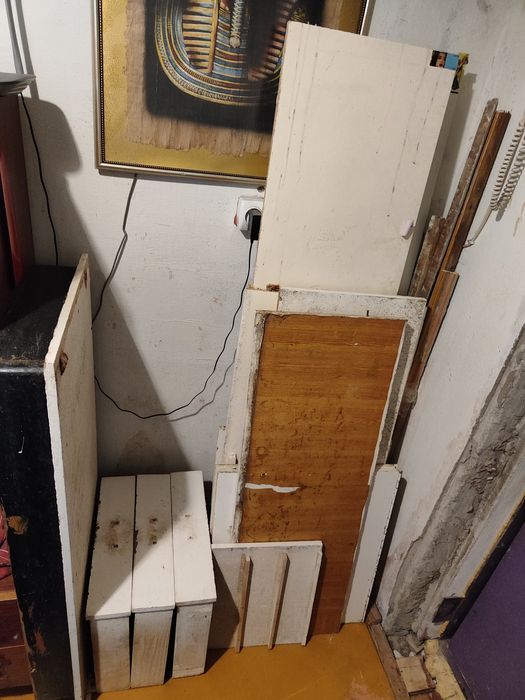 Отдам кухонный буфет на дрова