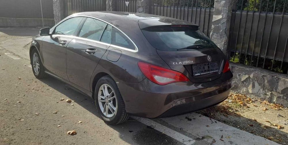Mercedes-Bnez CLA 200