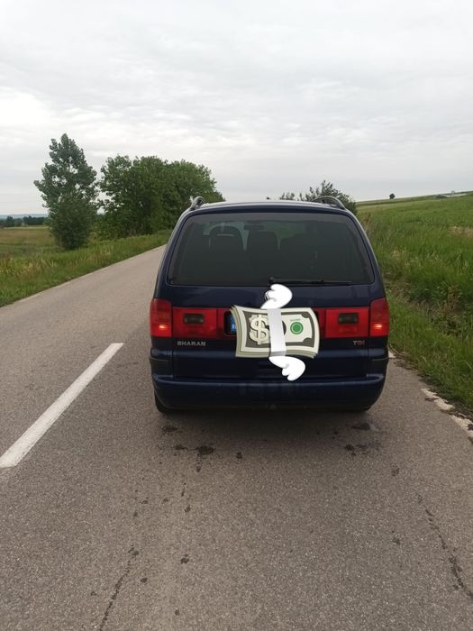Vând Volkswagen Sharan