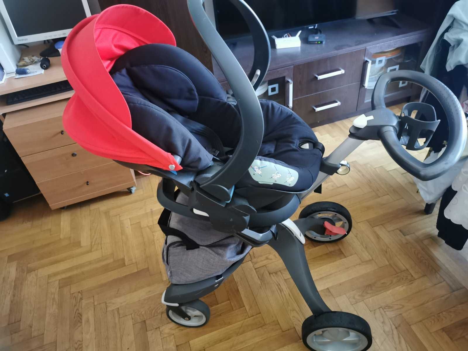 Детска количка.  Stokke.