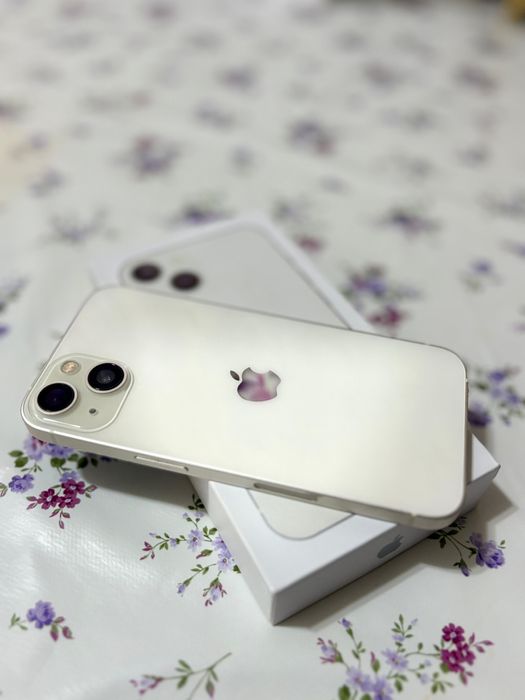 Продам Айфон 13 128gb