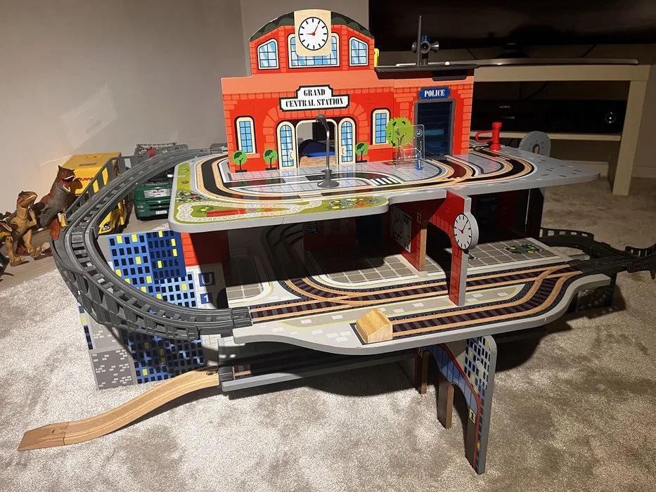 Jucărie oraș din lemn de la Lidl