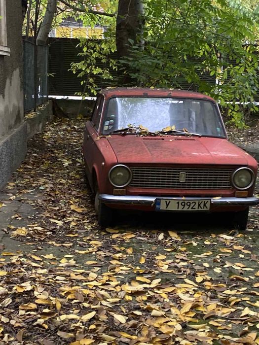 Лек автомобил Lada 1300