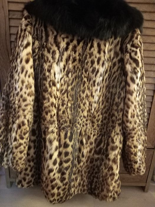 Палто 3/4 от естествена леопардова кожа