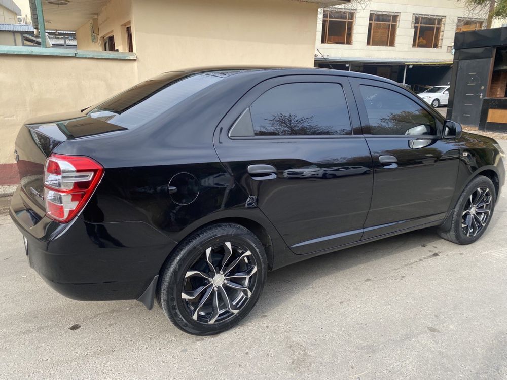 Продается свою чёрний Chevrolet Cobalt 2019 гв механика пробег 29 000