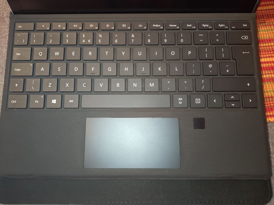 Microsoft Surface Pro 7